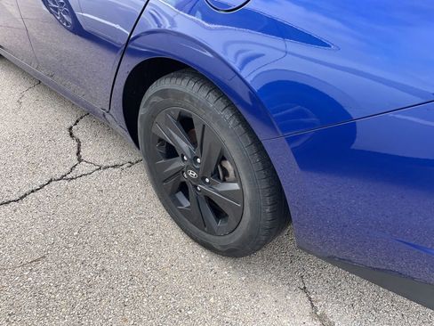 Used 2022 Hyundai Elantra SEL w/ Cargo Package image 4