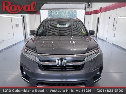 Used 2020 Honda Pilot Touring image 2