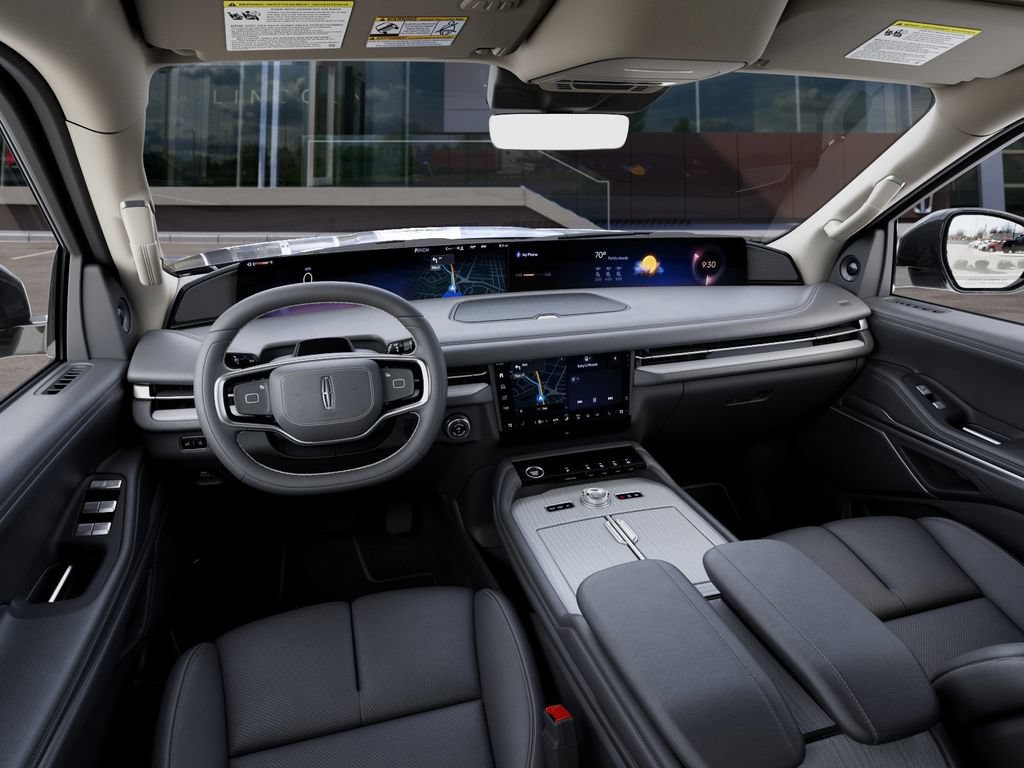 New 2027 Lincoln Navigator Premiere RWD image 9