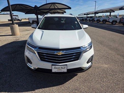 Used 2022 Chevrolet Equinox Premier image 2