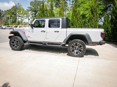 Used 2023 Jeep Gladiator Mojave w/ Trailer Tow Package image 7
