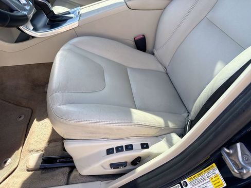 Used 2015 Volvo S60 T5 Premier image 11