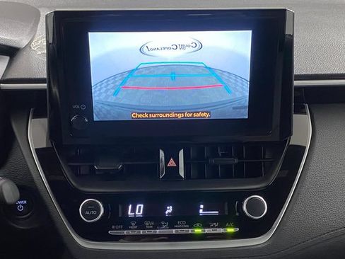 Certified 2024 Toyota Corolla Cross AWD Hybrid w/ Moonroof Package image 21