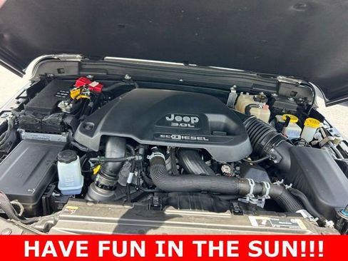 Used 2022 Jeep Wrangler Unlimited Sport w/ Sun And Sound Package AWD/4WD image 11