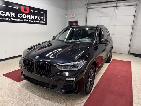 Used 2020 BMW X5 xDrive40i w/ M Sport Package image 4