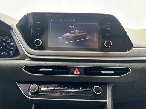 Used 2023 Hyundai Sonata SE FWD image 34