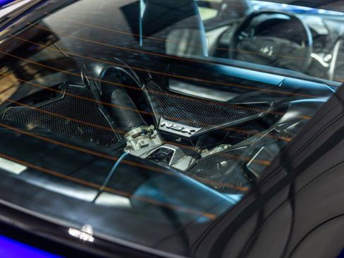Used 2017 Acura NSX AWD/4WD image 18