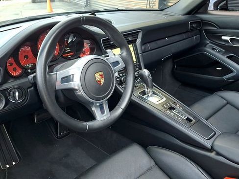 Used 2015 Porsche 911 Carrera 4 GTS image 4