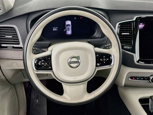 Used 2025 Volvo XC90 B6 Plus w/ Protection Package Premier AWD/4WD image 18