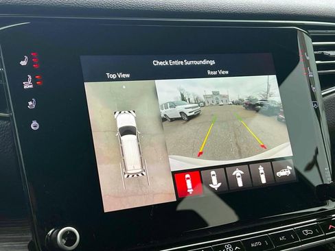 Used 2023 Jeep Wagoneer Series III w/ Convenience Group I image 34