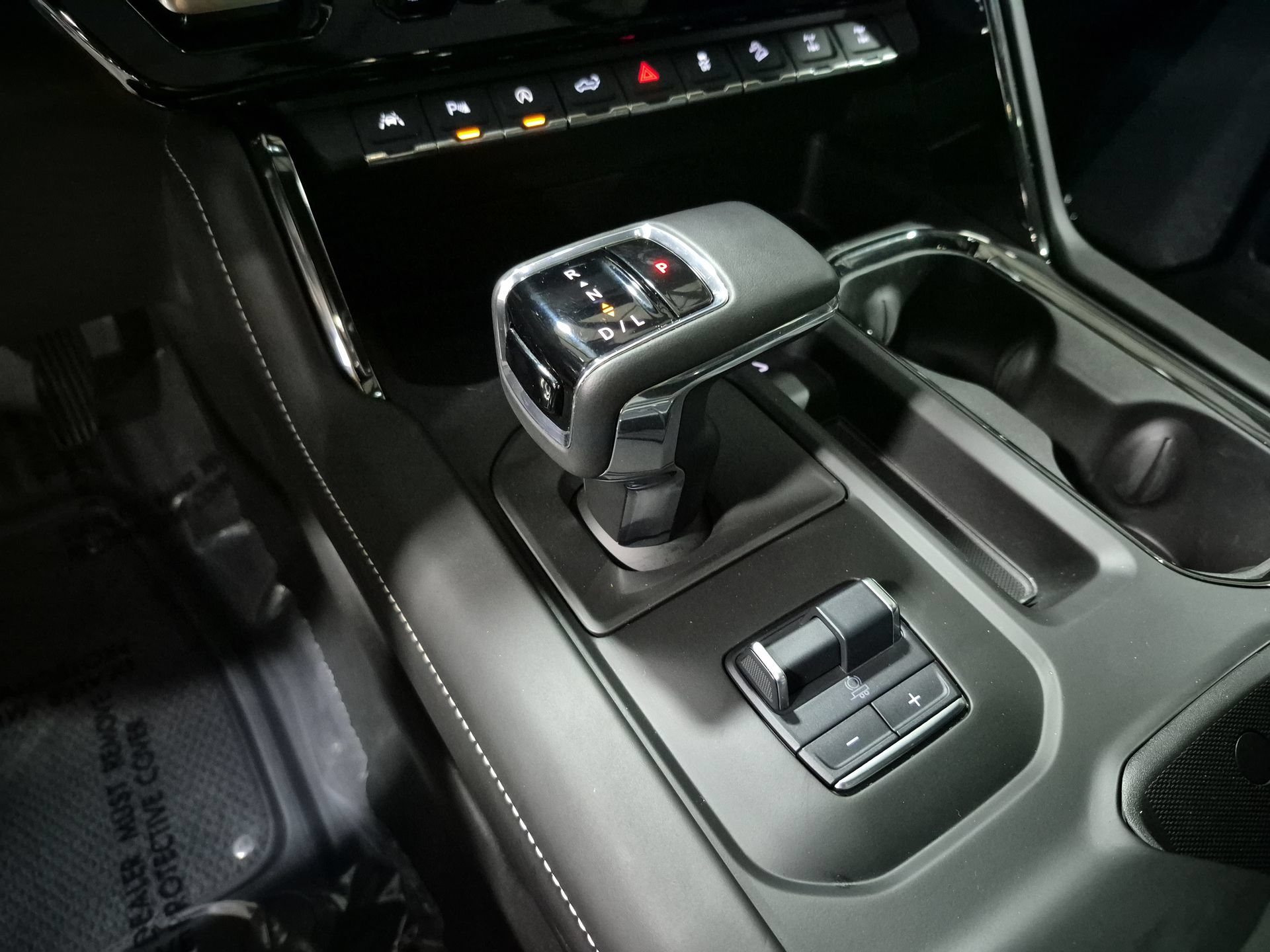 Used 2023 GMC Sierra 1500 AT4X AWD/4WD image 18