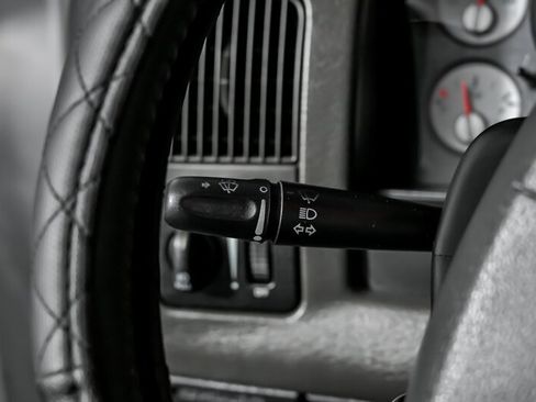 Used 2004 Dodge Ram 1500 Truck 2WD Regular Cab image 30