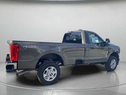 New 2026 Ford F250 XLT AWD/4WD image 4