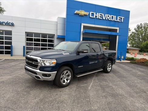 Used 2022 RAM 1500 Big Horn AWD/4WD image 2