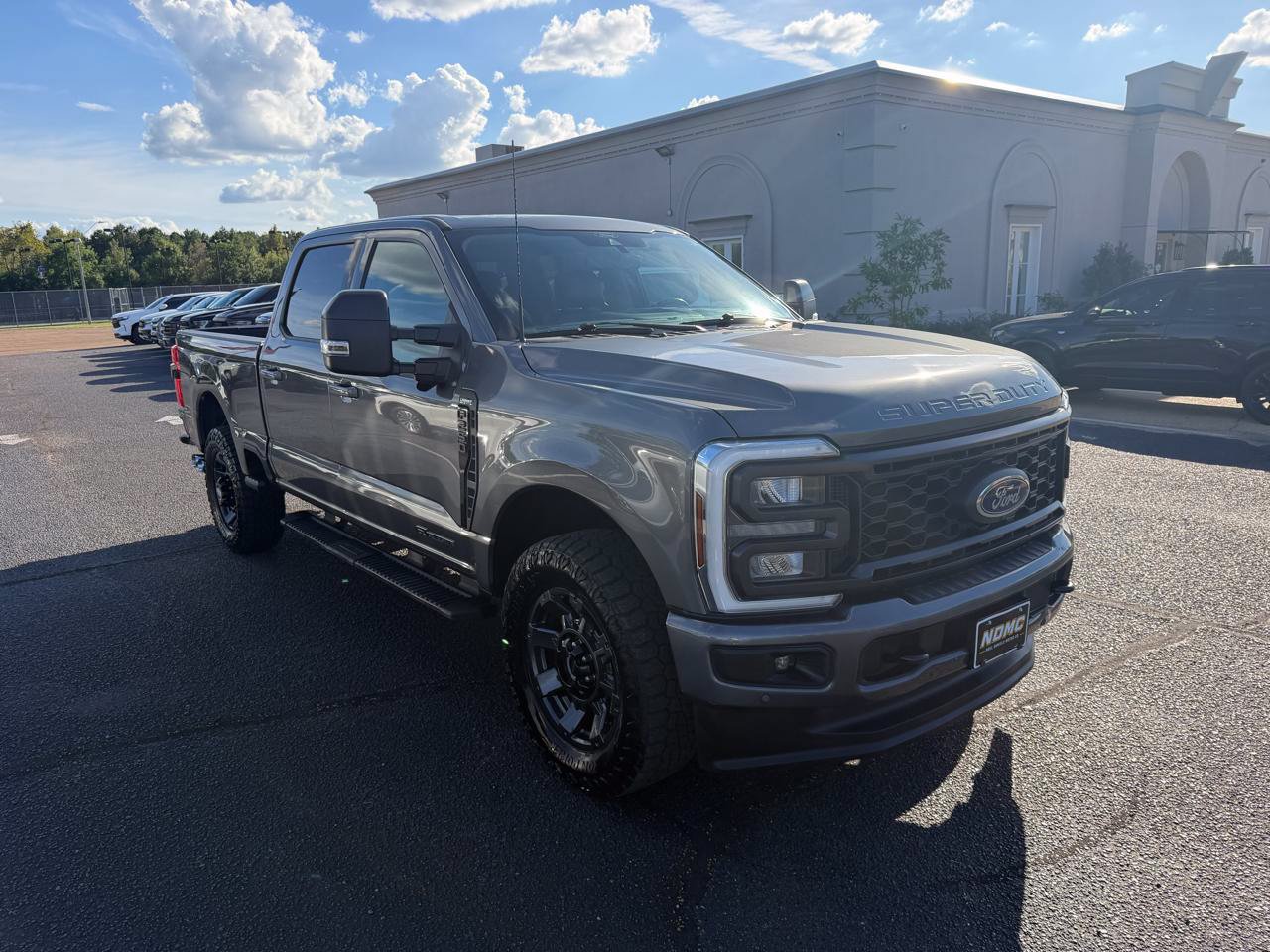 Used 2024 Ford F250 Lariat w/ Lariat Ultimate Package AWD/4WD image 3