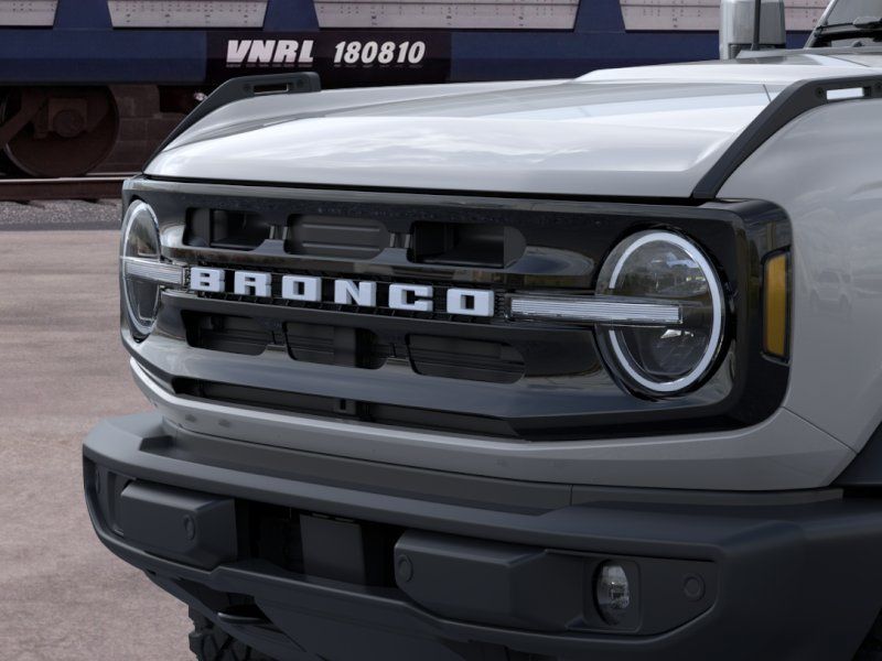 New 2026 Ford Bronco Outer Banks AWD/4WD image 19