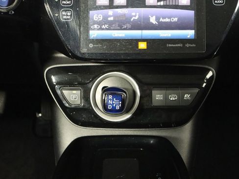 Used 2020 Toyota Prius Prime Limited FWD image 28