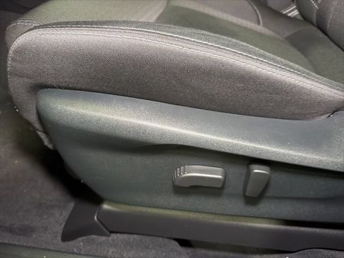 Certified 2025 Subaru Ascent Premium AWD/4WD image 26
