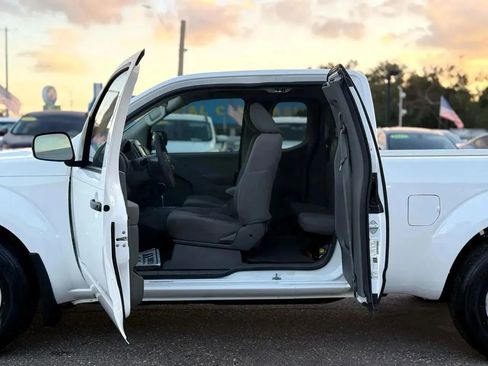 Used 2021 Nissan Frontier S RWD image 10