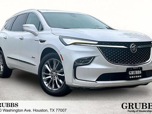 Used 2023 Buick Enclave Avenir w/ Avenir Technology Package FWD image 1