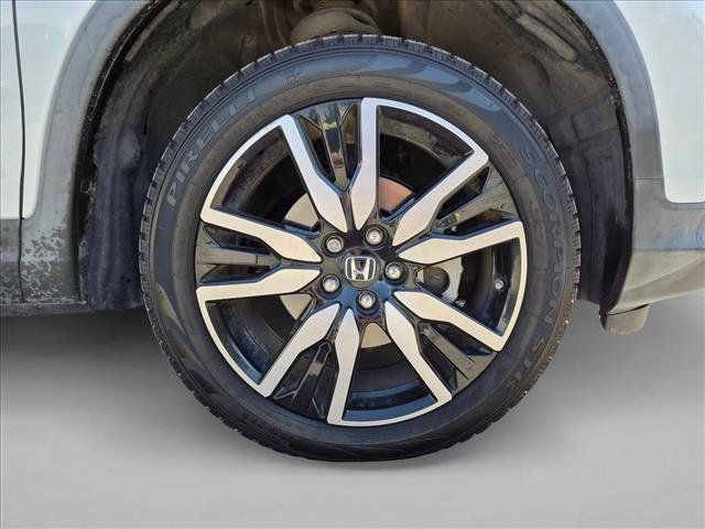 Used 2020 Honda Pilot Touring image 13
