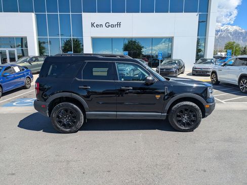 Used 2025 Ford Bronco Sport Badlands AWD/4WD image 2