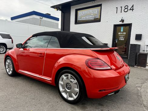 Used 2018 Volkswagen Beetle 2.0T SE image 3