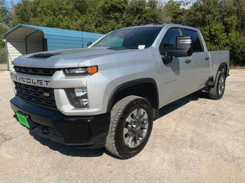 Used 2022 Chevrolet Silverado 2500 Custom w/ Custom Convenience Package image 4