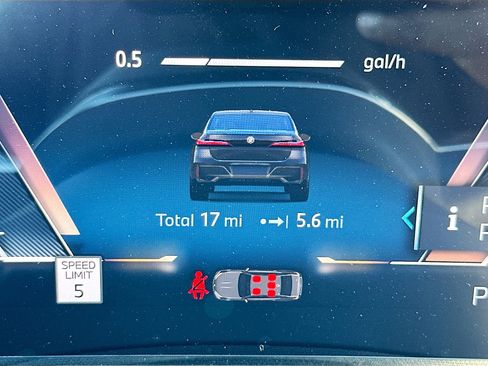 New 2026 BMW 760i xDrive w/ Executive Package image 9