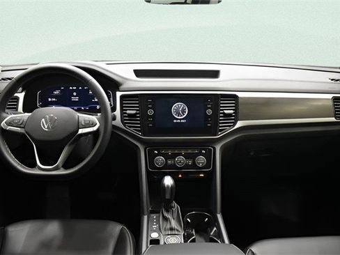 Used 2022 Volkswagen Atlas SE image 5