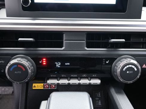 Used 2025 Toyota 4Runner TRD Off-Road image 42