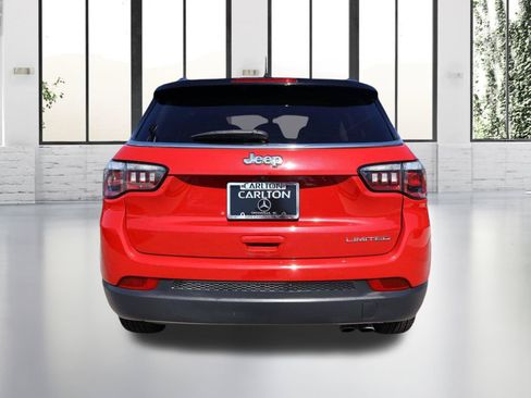 Used 2019 Jeep Compass Limited FWD image 4