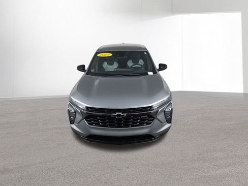 Used 2024 Chevrolet Trax RS w/ Driver Confidence Package image 44