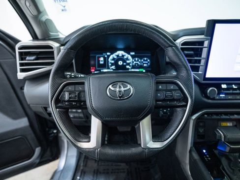 Used 2024 Toyota Tundra Limited AWD/4WD image 18