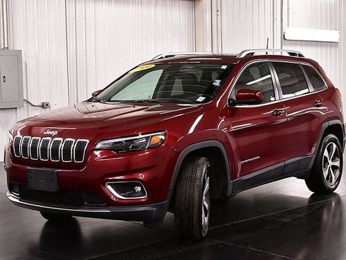 Used 2019 Jeep Cherokee Limited image 3