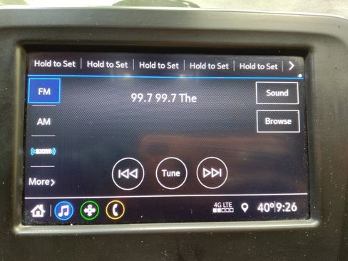 Used 2020 Chevrolet Equinox LT image 25