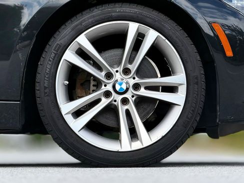 Used 2018 BMW 330i Sedan RWD image 17