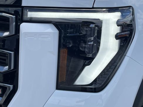 New 2026 GMC Sierra 2500 AT4 w/ AT4 Premium Plus Package AWD/4WD image 9