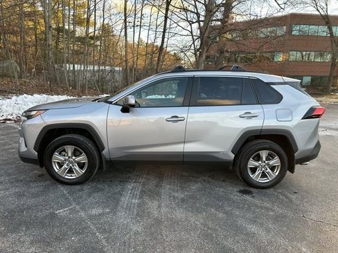 Used 2024 Toyota RAV4 XLE image 9