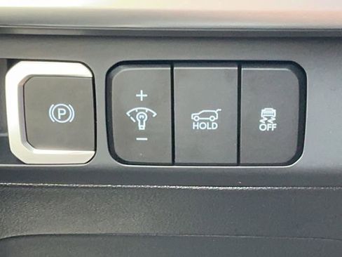 Used 2025 Hyundai Santa Fe SEL FWD image 27