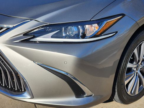 Used 2020 Lexus ES 350 350 Premium Package image 6