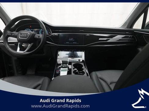Used 2023 Audi Q7 3.0T Prestige w/ Prestige Package AWD/4WD image 4