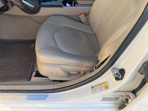 Used 2013 Cadillac CTS Luxury RWD image 7