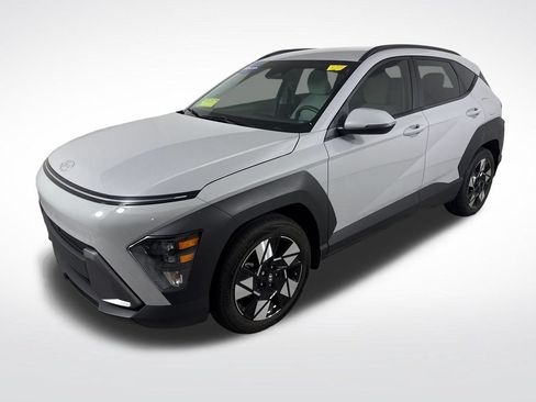 Certified 2024 Hyundai Kona SEL w/ Convenience Package FWD image 9