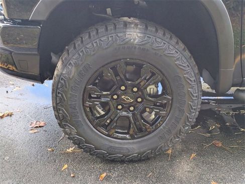 New 2026 Chevrolet Silverado 1500 ZR2 w/ Dark Appearance Package image 7