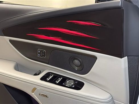 New 2026 Lincoln Nautilus Reserve image 34