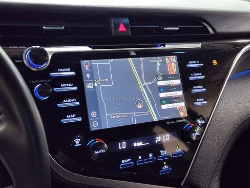 Used 2018 Toyota Camry XSE w/ Driver Assist Package image 36