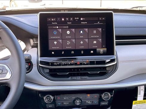 New 2025 Jeep Compass Limited image 7