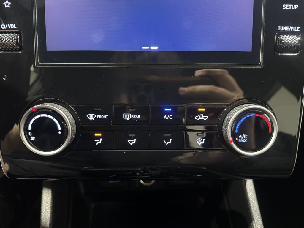 Used 2022 Hyundai Santa Cruz SEL AWD/4WD image 32