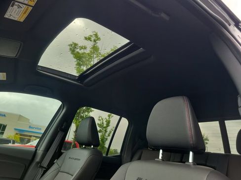 Certified 2026 Honda Ridgeline Black Edition image 13